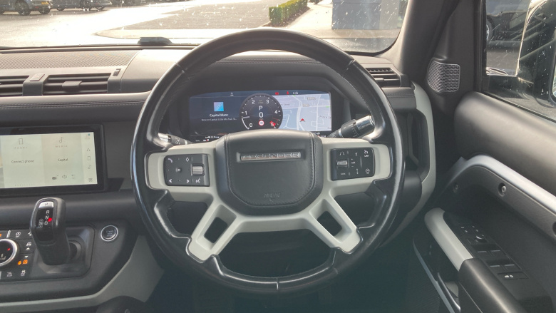 Land Rover Defender 3.0 D300 X-Dynamic HSE 110 5dr Auto Diesel Estate